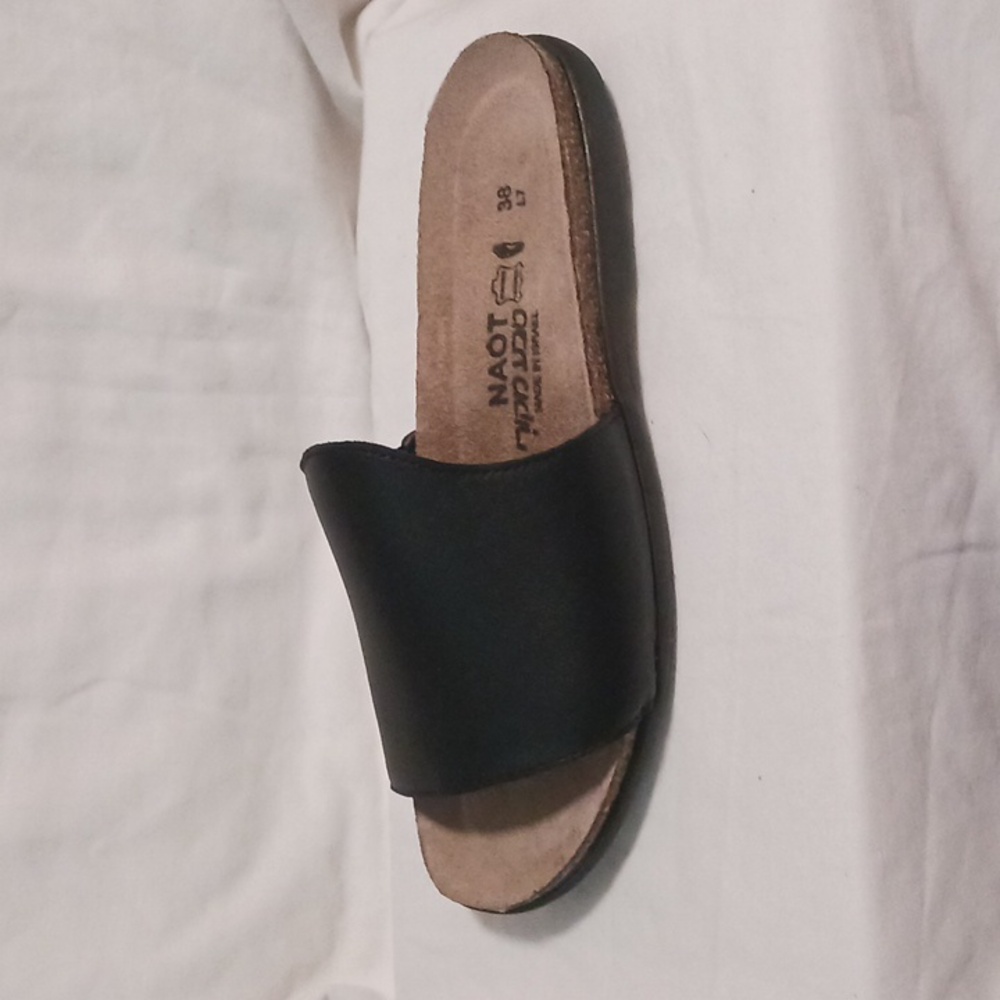 NWTags And Box, Naot Black Leather Slide Sandals - Picture 4 of 13